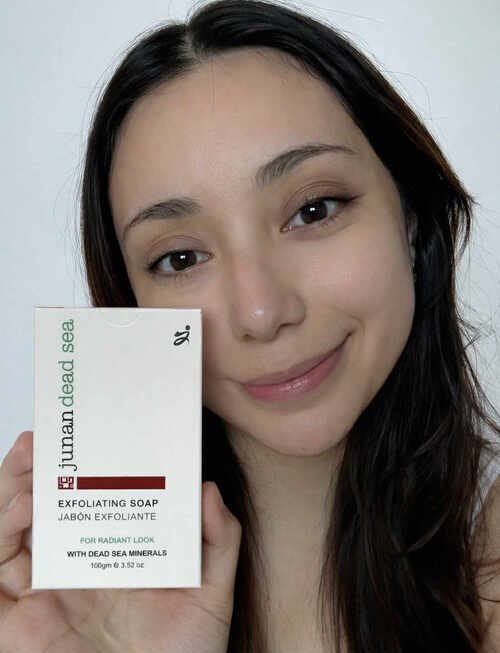 Samantha’s Honest Video Review on Gentle Exfoliation and Mineral Care